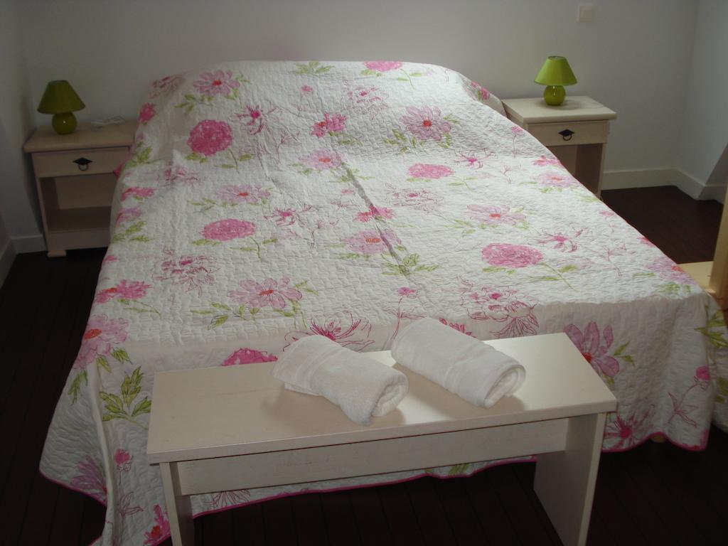 Bed and Breakfast Domaine Du Pre Sale Ро-сюр-Куэнон Номер фото