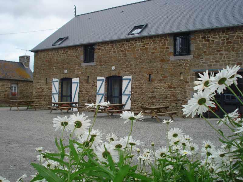 Bed and Breakfast Domaine Du Pre Sale Ро-сюр-Куэнон Экстерьер фото
